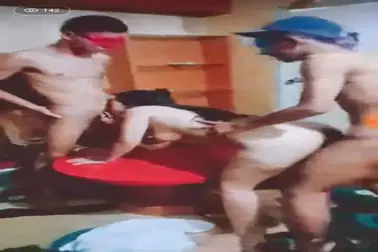 Aglovita Threesome, Kolaborasi Tiga Orang yang Paling Niat di Komunitas Indo