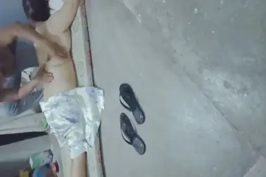 Pijatan di Dapur Bisa Jadi Sesi Panas, Tante Indo yang Tidak Sempat Menolak Sebelum Terlambat